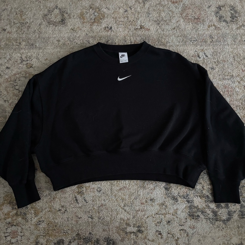 Nike Women's Black Cropped Sweater